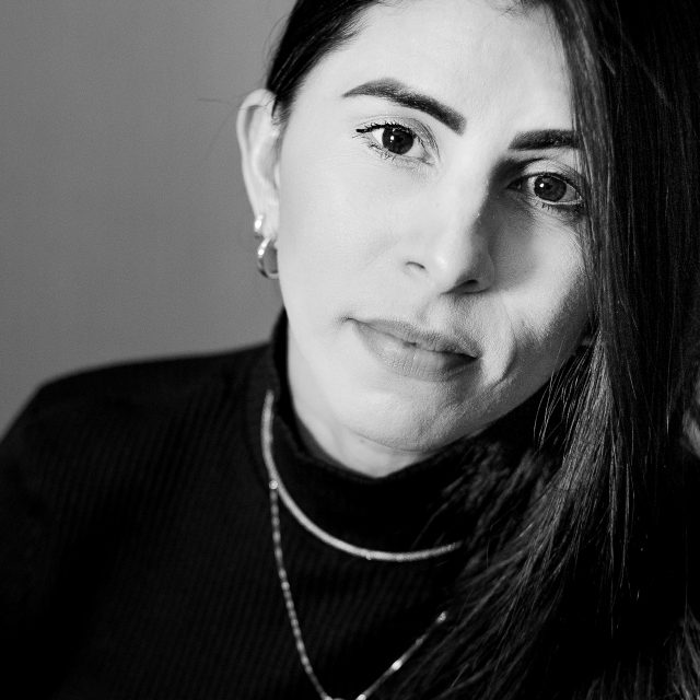 Dra. Aline Rodrigues Meneses